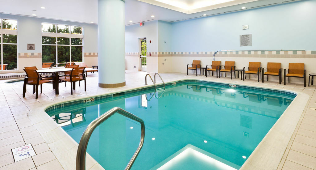 Courtyard Columbus Easton Hotell Eksteriør bilde